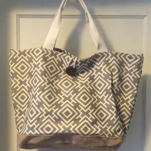 Big canvas and burlap tote never used